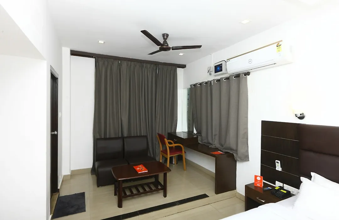 Oyo Flagship 321 T Nagar-1
